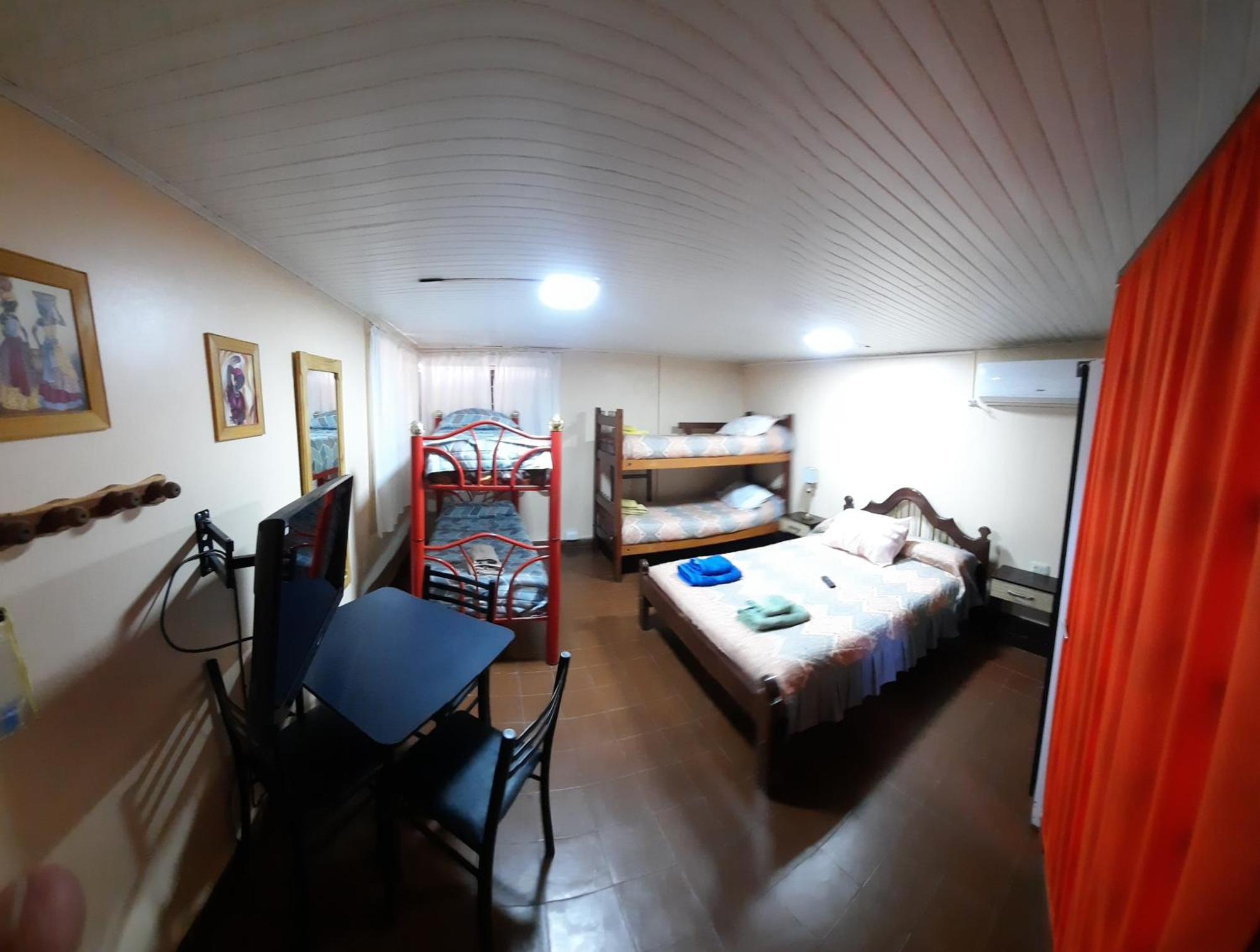 La Rojarilla Bed & Breakfast ซันมิเกลเดตูกูมาน ภายนอก รูปภาพ